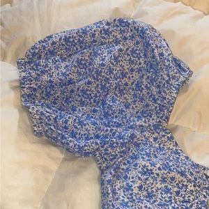 Women Blue Dobby Floral Butterfly Sleeve Crop Top